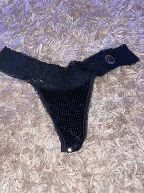 PINK Victoria's Secret Black Lace & Sequin Thong